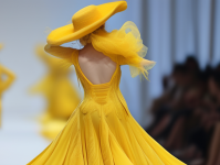 Runway 时尚界的舞动轨迹